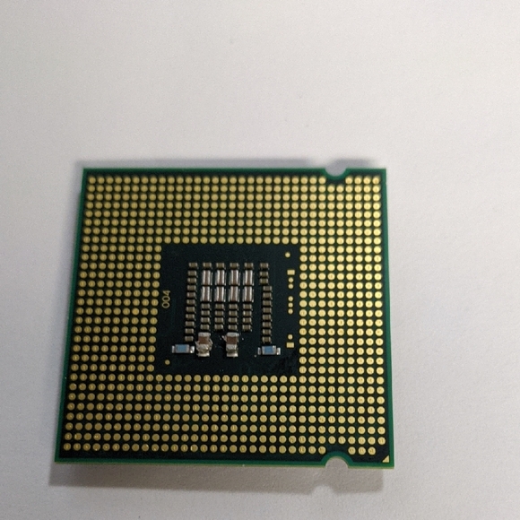 Intel Dual-Core Processor E5300 CPU - Picture 2 of 2
